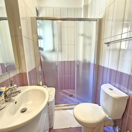 Pool View Palm 002 Daire