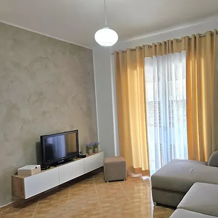 Pool View Palm 002 Avlonya