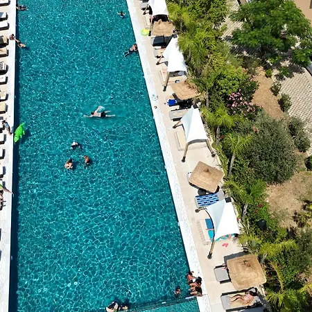 Pool View Palm 002 Daire *